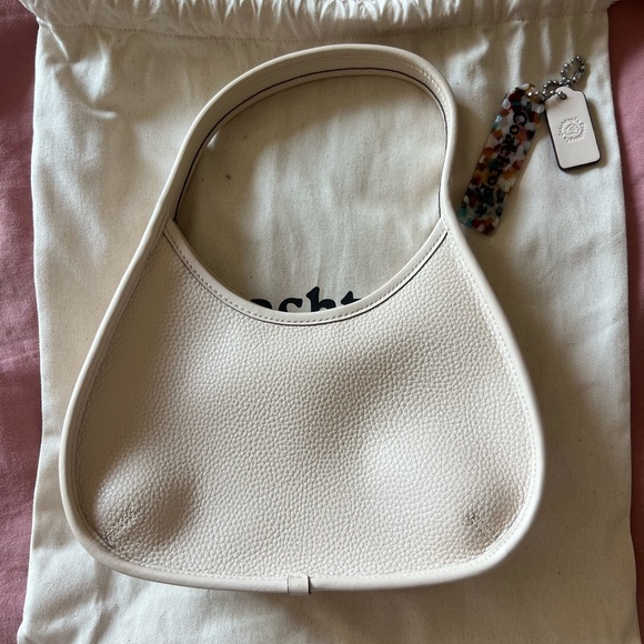 Coachtopia Cream Leather Ergo Bag - Picture 1 of 9